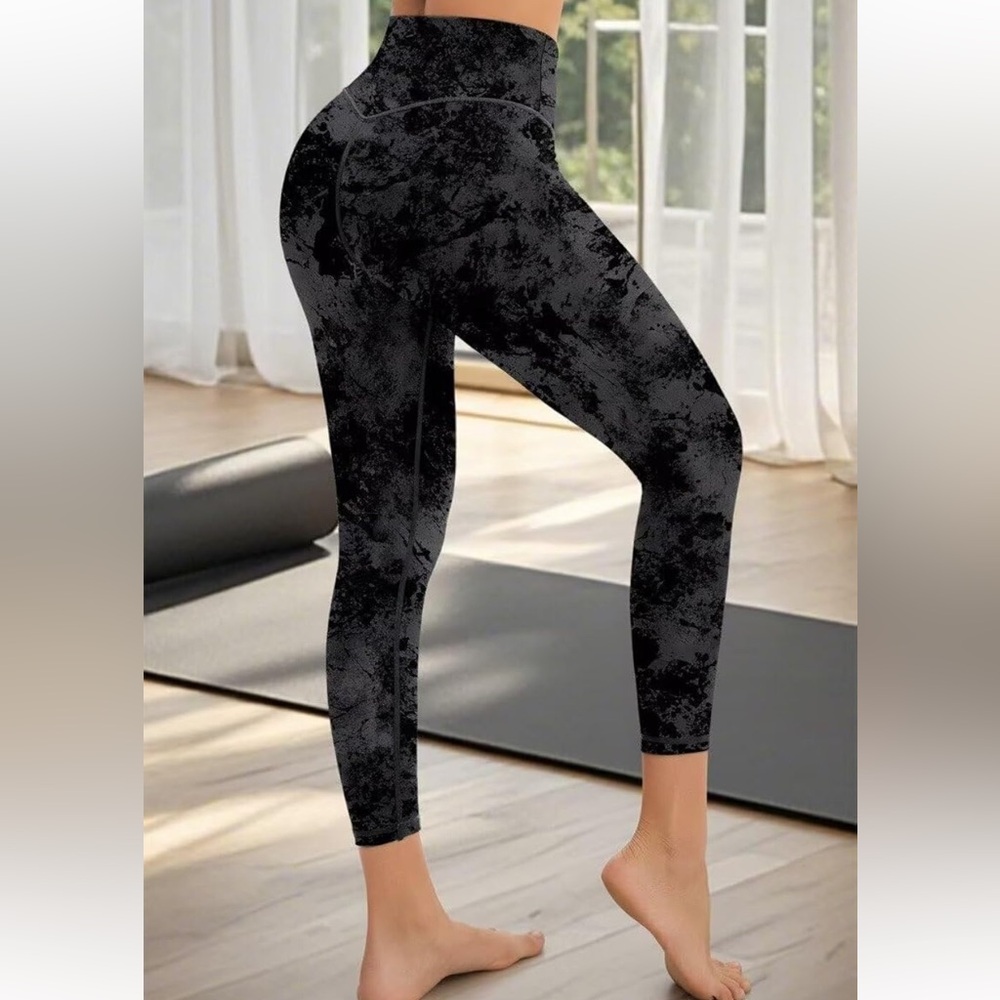 Black Patterned Leggings
